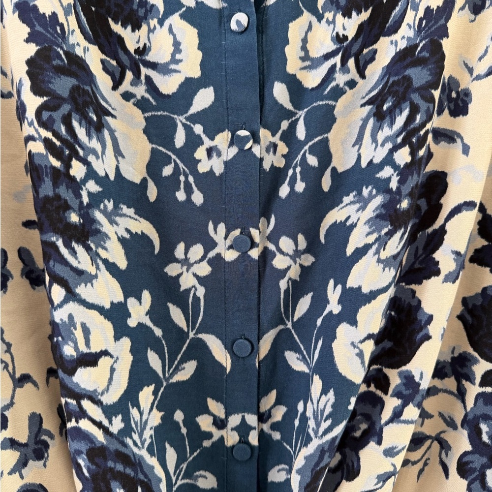 Tuckernuck Blue Floral Tie Front Blouse Size M Boho Cottagecore Lightweight Top - Picture 4 of 6